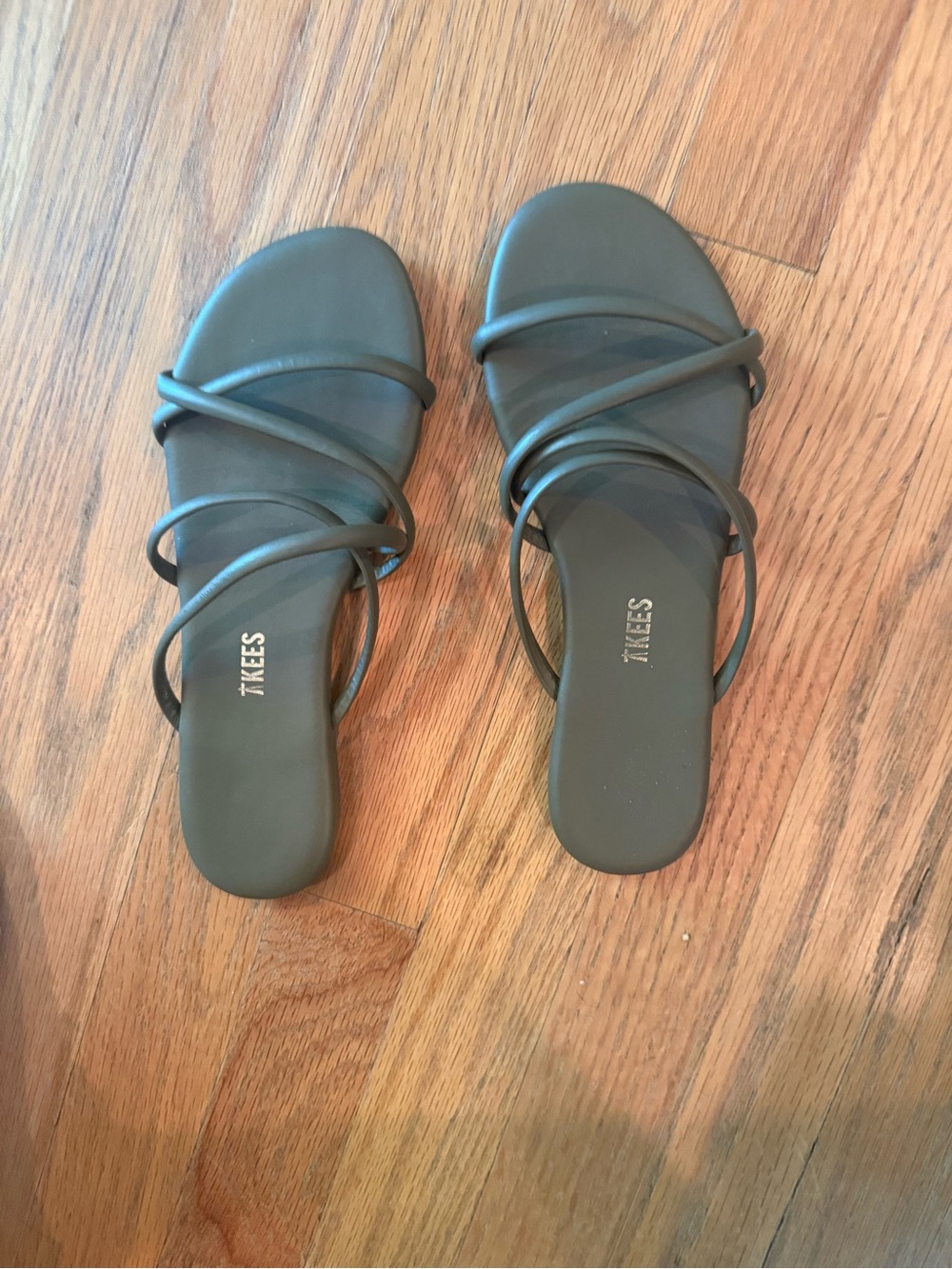 TKEES Olive Sloan strappy Sandals Size 7